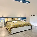 Apartmán Katasoul Urban Vibes - Centro Storico - Moderno - Balcone - 4 Posti Letto *