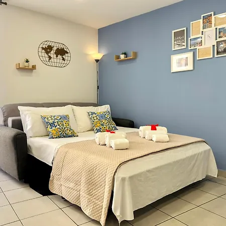 Apartment Katasoul Urban Vibes - Centro Storico - Moderno - Balcone - 4 Posti Letto